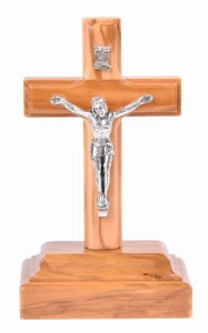 Krzyżyk drewniany z pasyjką - do postawienia - 9,5cm