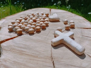 Różaniec zrobiony ręcznie z drzewa brzozowego 10 mm