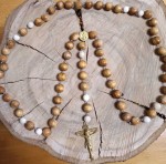 Różaniec drewniany handmade - wiśnia, 10 mm 