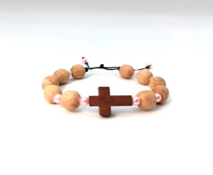 Różaniec na rękę damski z jasnego drewna handmade - 12 mm