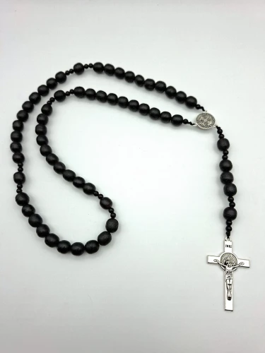 Różaniec czarny, drewniany św. Benedykta - 12 mm