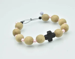 Różaniec na rękę różowy damski handmade z drewna bukowego - 12 mm  