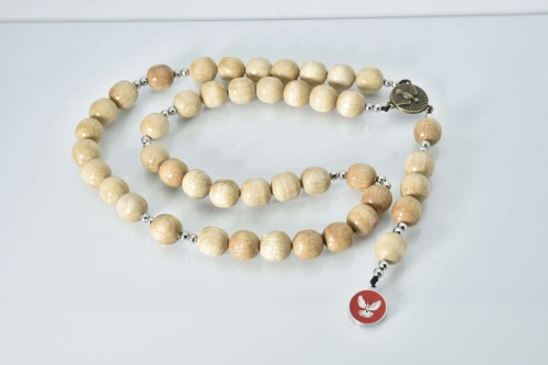 koronka do ducha świętego różaniec z jasnego drewna handmade w sklepie Itertus