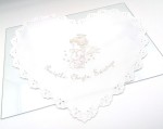 Szatka do chrztu w kształcie serca z koronką - Aniołek z haftem